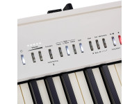 <b>Piano Portátil Roland FP-30X-WH Branco com Porta USB e Bluetooth</b> <b>Piano Portátil Roland FP-30X-WH Branco com Porta USB e Bluetooth</b>